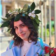 Laureata in lingue e con esperienza nell'insegnamento, impartisco lezioni private di francese a Torino e da remoto